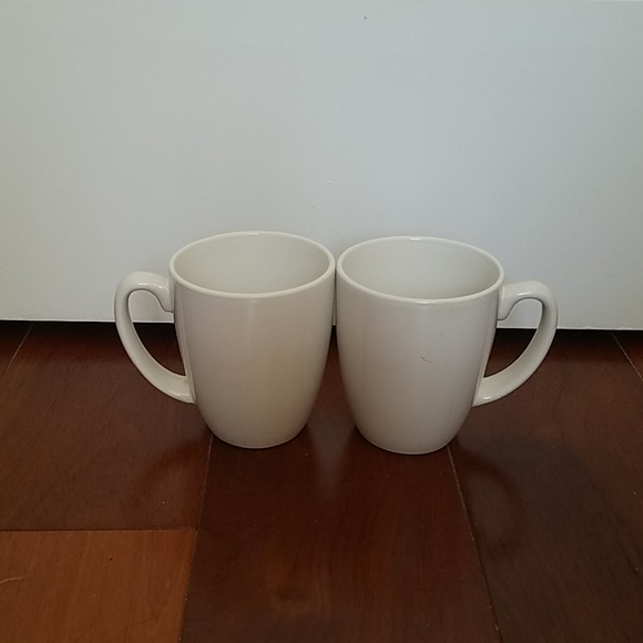 Other - 🔴Set of 2 white coffee mugs